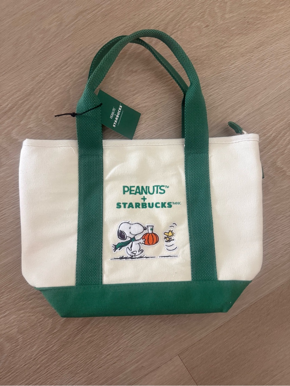 Starbucks Cream and Green Peanuts Tote